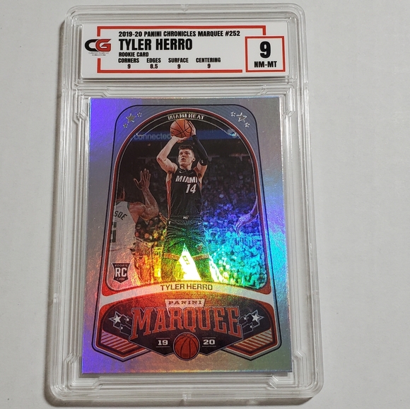 Tyler Herro Rookie Card Rainbow Foil 🌈 RC Miami Heat - Picture 1 of 2